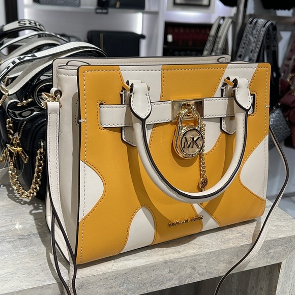 MICHAEL KORS Hamilton Small Two-Tone Satchel
COLOR GOLDEN ROD MULTI
NWT - Picture 15 of 16